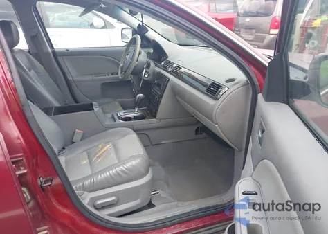 2005 Mercury Montego Luxury from USA, damaged, VIN 1MEFM40135G617310